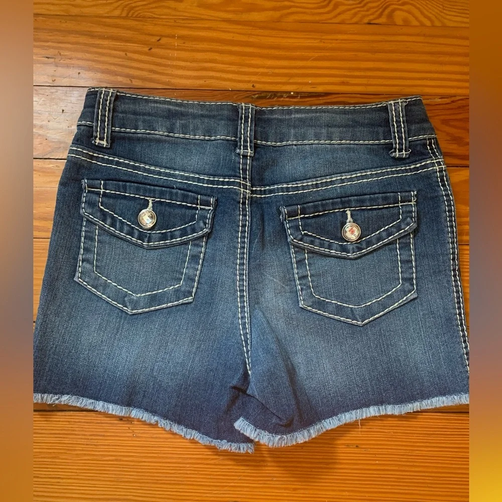 Like New! Xhilaration Girls Blue Jean Shorts Size 10/12 - Picture 2 of 7